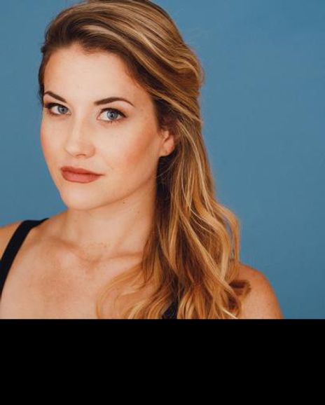 Jessie Booth Headshot