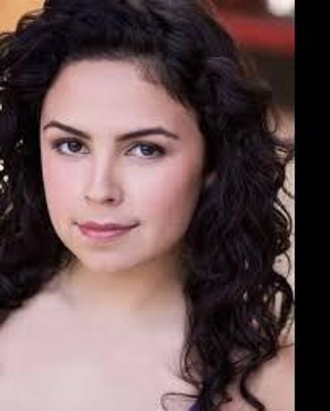 Ixchel Cuellar Headshot