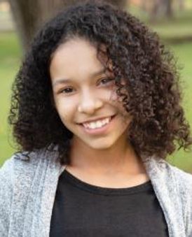 Arianna Pereira Headshot