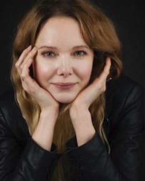 Mia Mountain Headshot