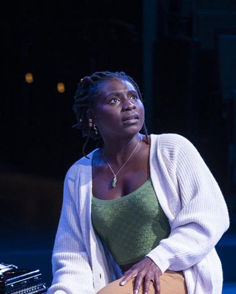 Sola Thompson Headshot