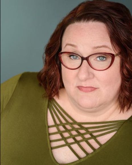 Beth Marshall Headshot