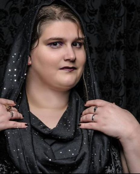 Jessica Crowe Headshot