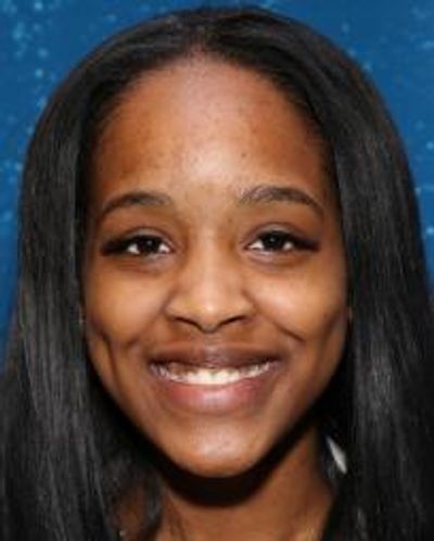 Thursday Williams Headshot