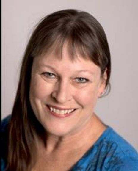 Patti McGuire Headshot