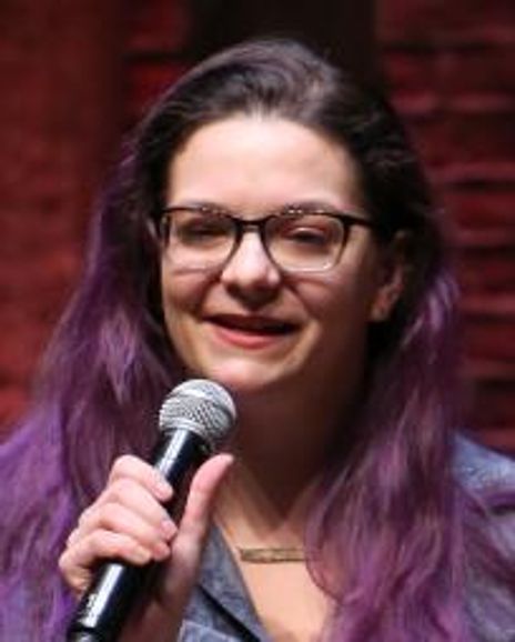 Holli Campbell Headshot