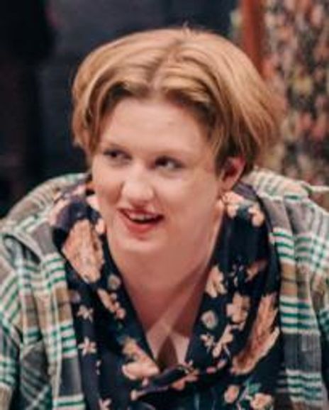 Hannah Jarrett-Scott Headshot