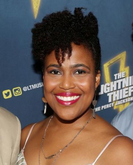 T. Shyvonne Stewart Headshot