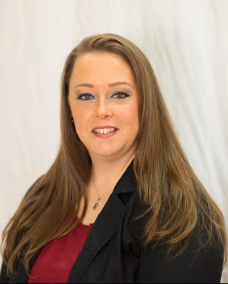 Christina Breeman Headshot