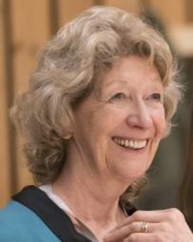 Felicity Lott Headshot