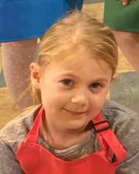 Riley Summer Perler Headshot