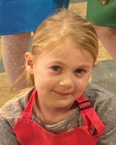 Riley Summer Perler Headshot