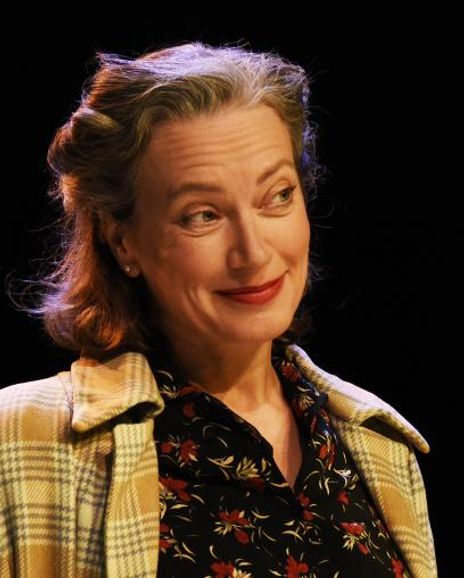 Isobel Middleton Headshot