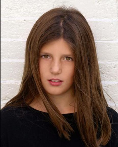 Greta Frischling Headshot