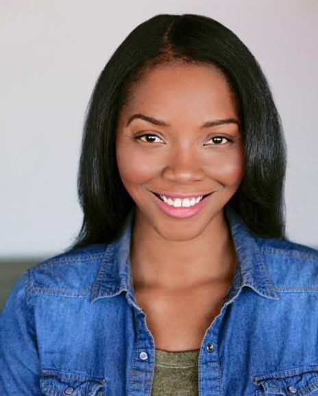 Andrea Nguyen  Headshot