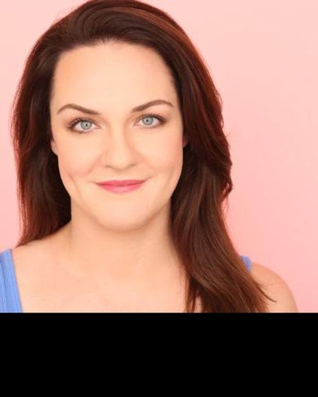 Nadine Louise Headshot