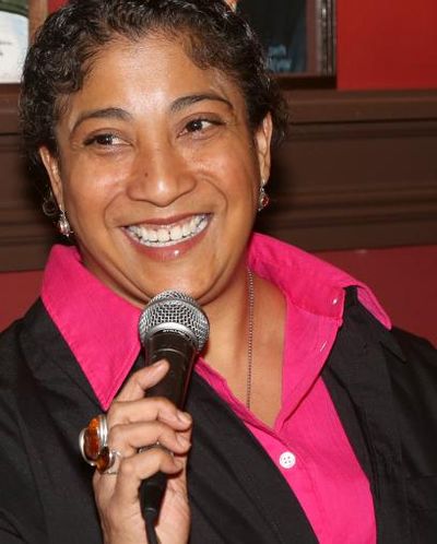 Melanie La Barrie Headshot