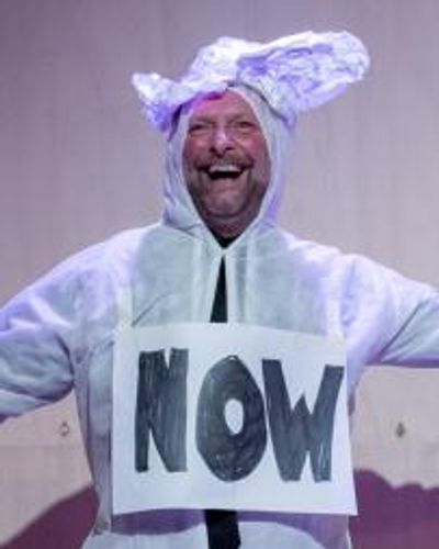 Nigel Barrett Headshot