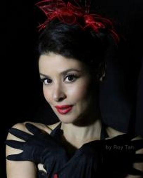 Poppy Tierney Headshot