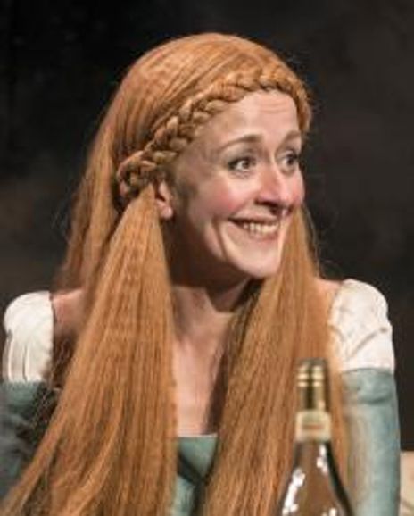 Lucy Ellison Headshot