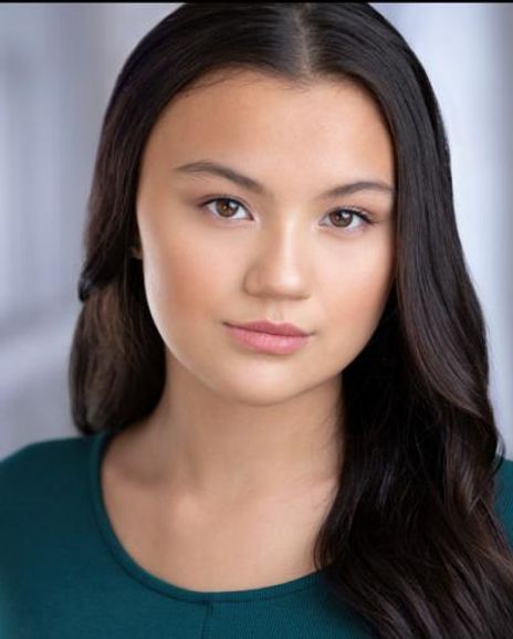 Rebecca Yi Headshot