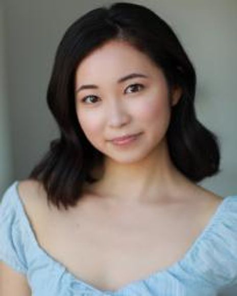 Resa Mishina Headshot