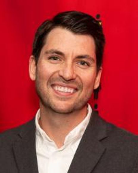 Chris Alvarado Headshot