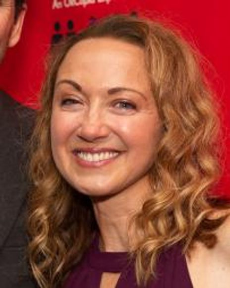 Robyn Lynne Norris Headshot