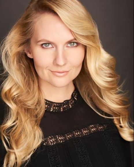 Lauren Zbylski Headshot