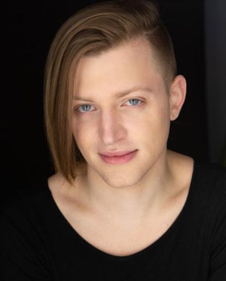 Pax Ressler Headshot