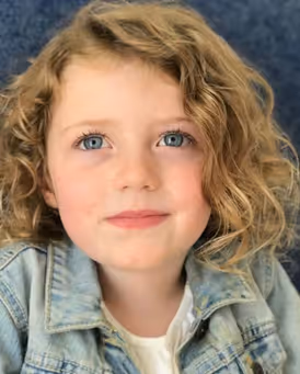 Tess Murphy Headshot