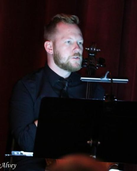 Daniel Shelvin Headshot