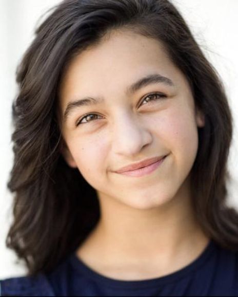 Eliza Prymak Headshot