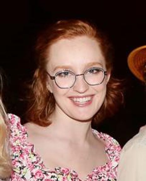 Kelly Loughran Headshot