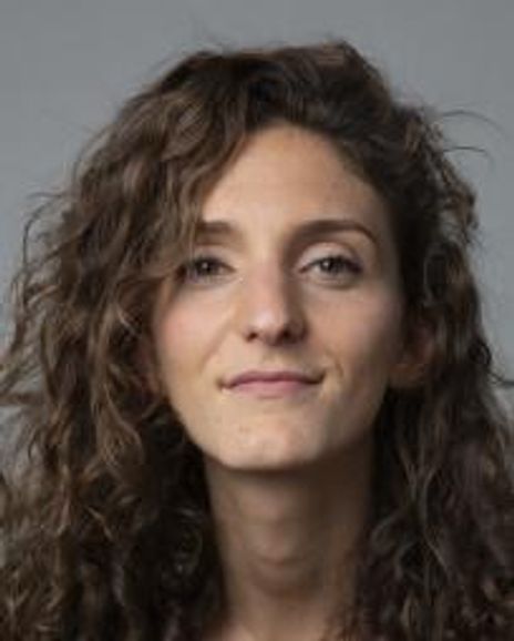 Ali Skamangas Headshot