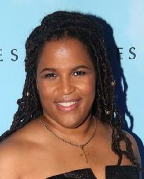 Jess Carson Headshot