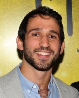 Darius Homayoun Headshot