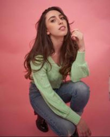 Laura Sky Herman Headshot