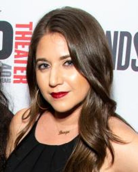 Alexis Scheer Headshot
