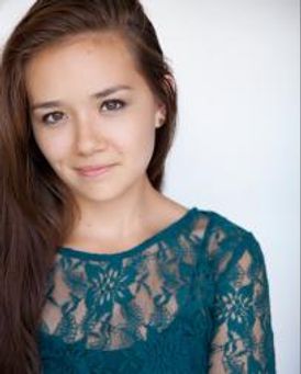 Julia Cassandra Headshot
