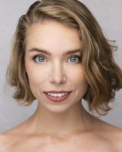 Fiona Claire Huber Headshot