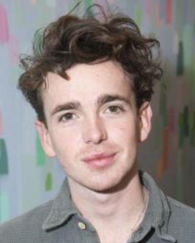 Laurie Kynaston Headshot