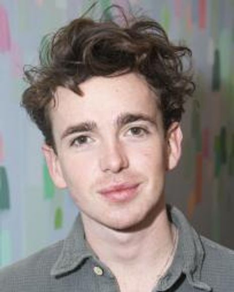 Laurie Kynaston Headshot