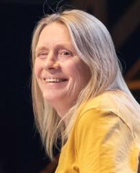 Lucy Edkins Headshot