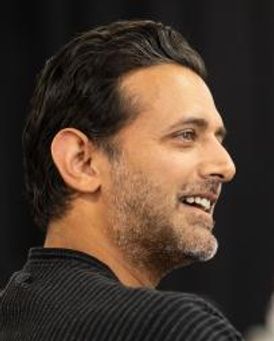 Navin Chowdhry Headshot