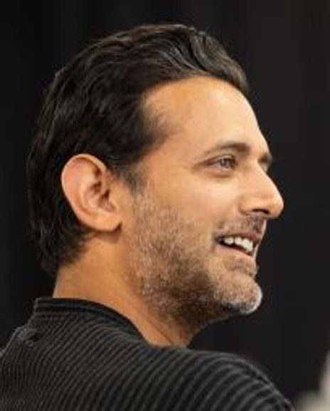 Navin Chowdhry Headshot