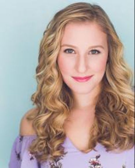 Sarah Warrick Headshot