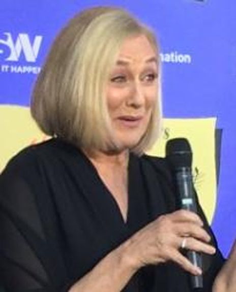 Deidre Rubenstein Headshot