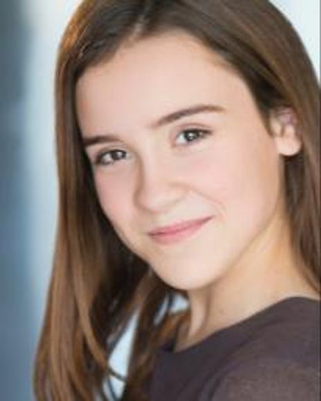 Scarlett Embry Headshot