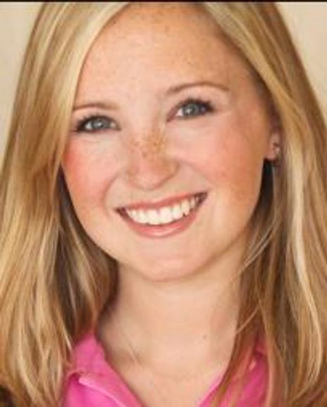 Katie Curtis Headshot